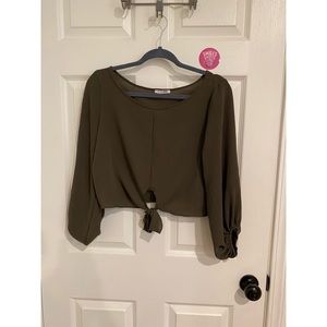 Knot tie crop top blouse